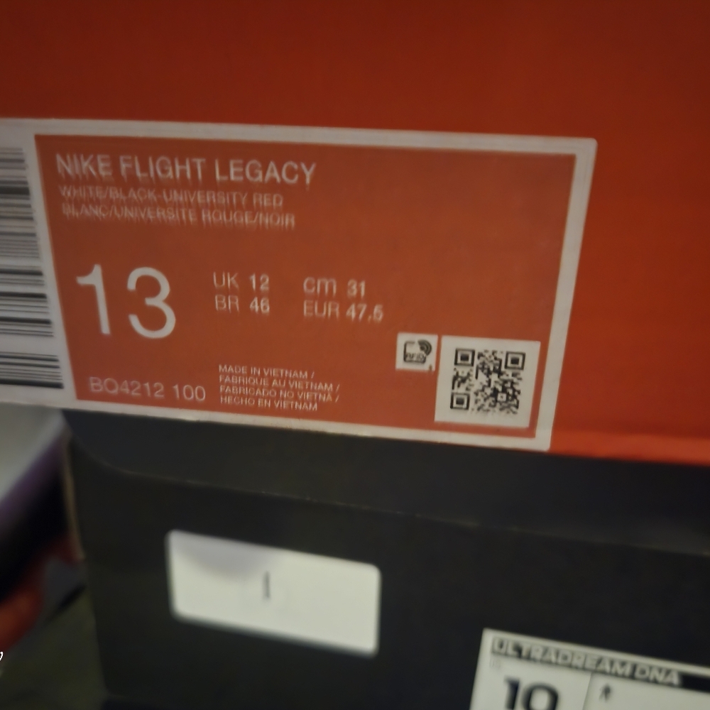 Air Flight 89 - Picture 2 of 2